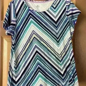 Women Saint John Bay T-shirt, size petite, large​​​​​​​​​​​​​​